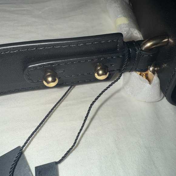 Marc Jacobs Leather Crossbody Bag The Tuck Lock
Black & Brown Colorblock - Picture 13 of 13